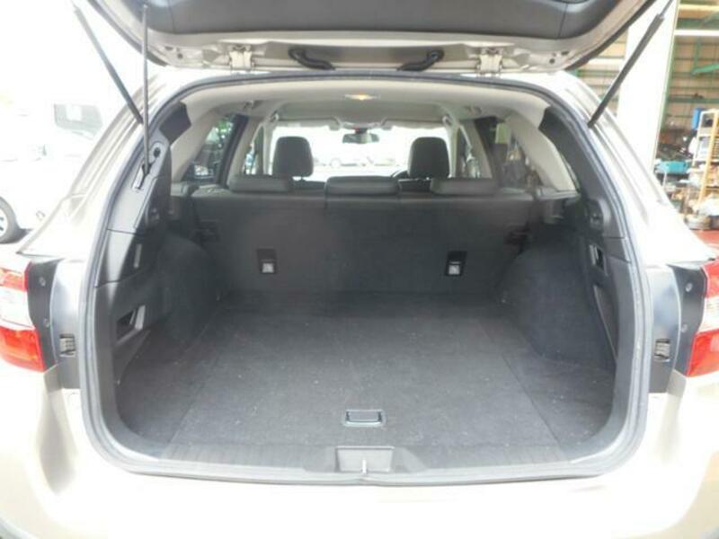 LEGACY OUTBACK