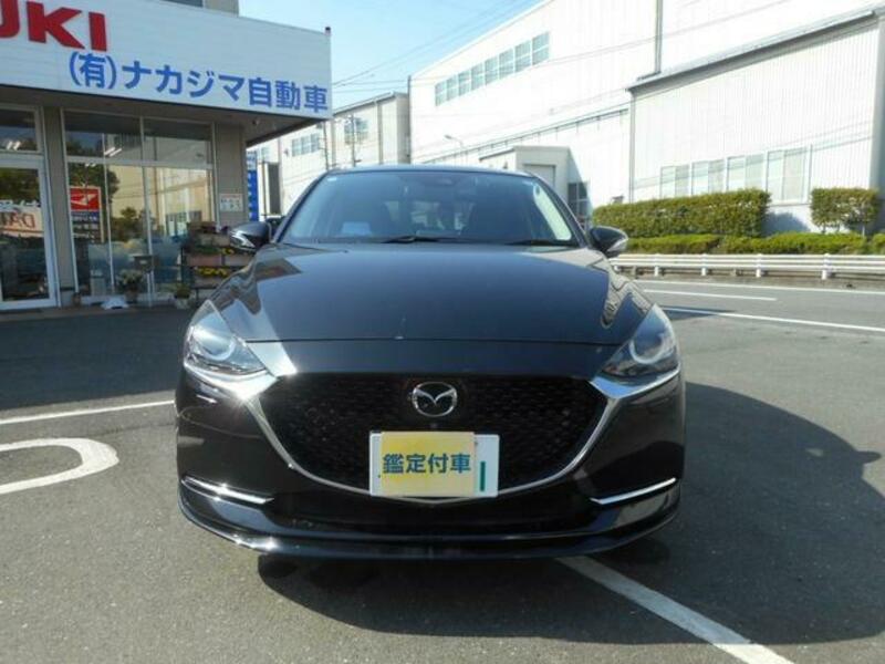 MAZDA2