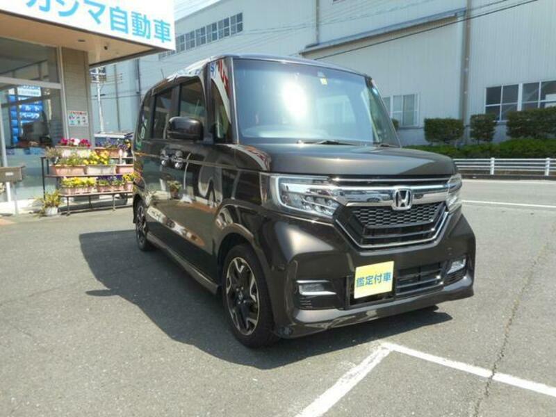 N BOX CUSTOM