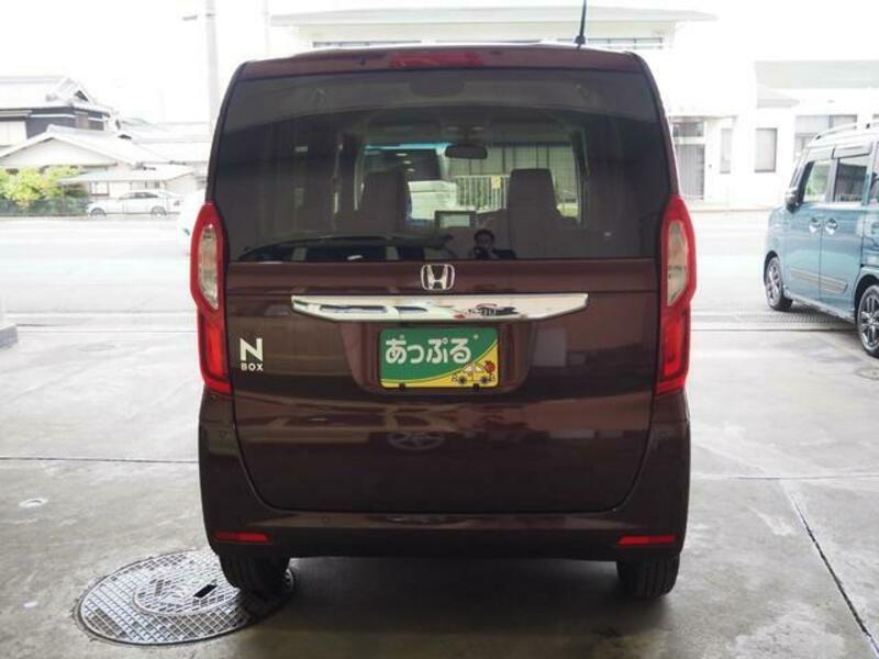 N BOX