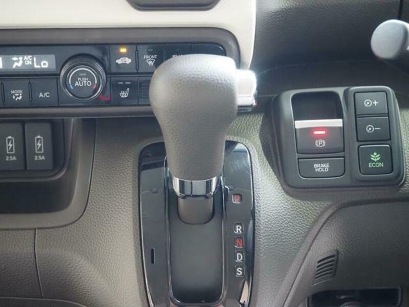 N BOX