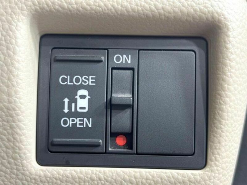 N BOX