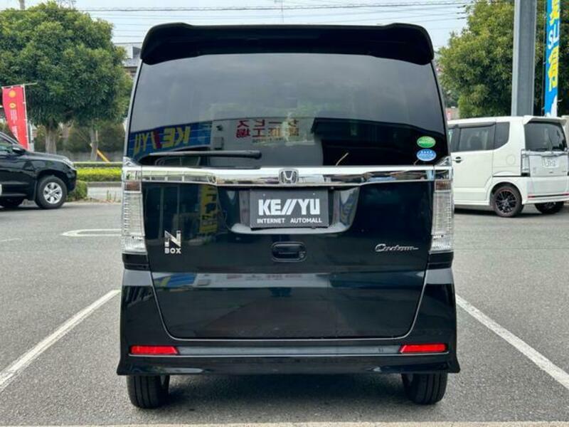 N BOX CUSTOM