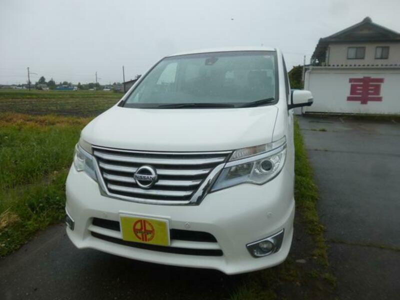 NISSAN SERENA