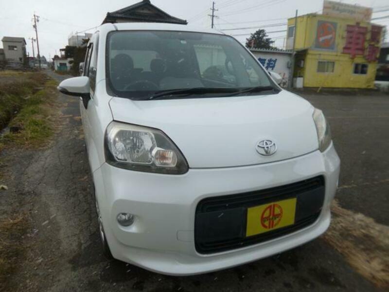TOYOTA PORTE