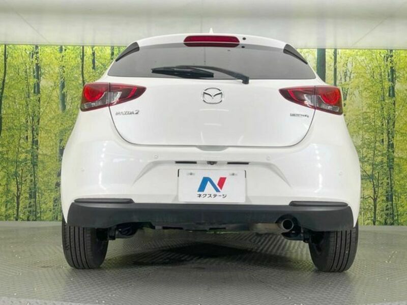 MAZDA2