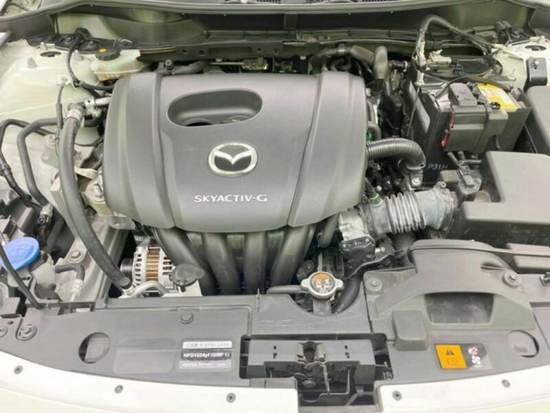 MAZDA2