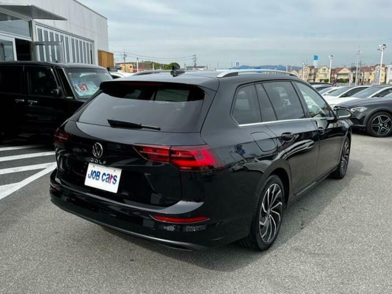 GOLF VARIANT