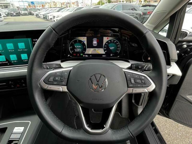 GOLF VARIANT