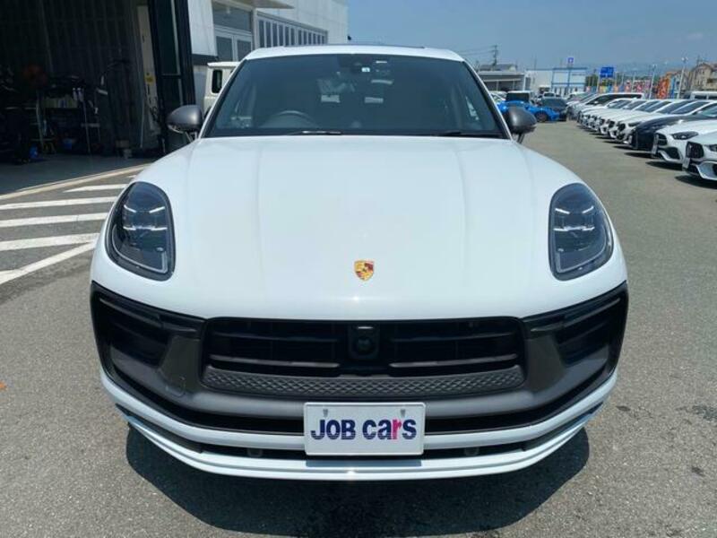MACAN