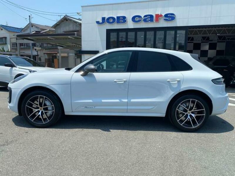 MACAN