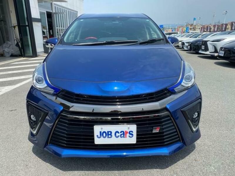 PRIUS ALPHA
