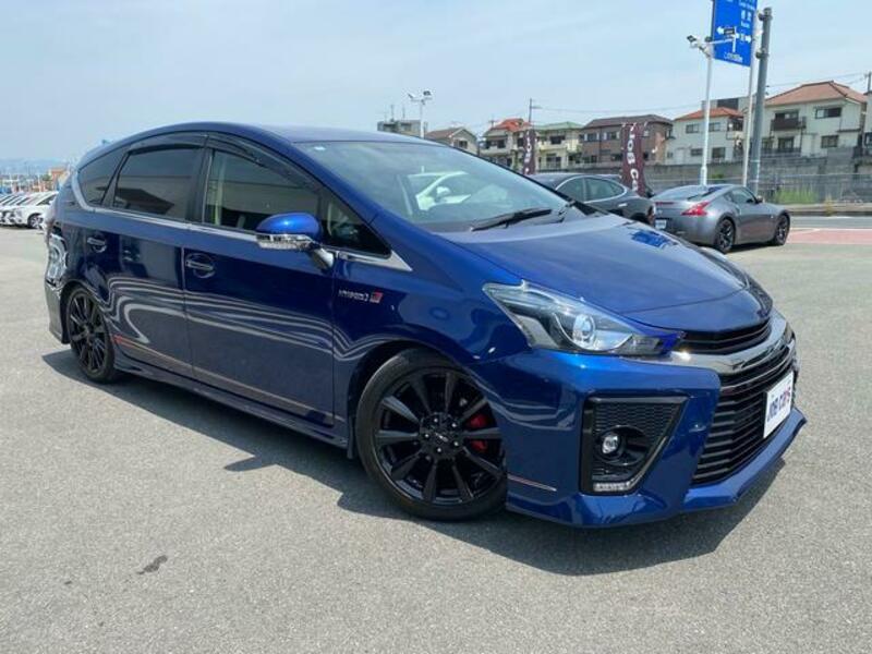 PRIUS ALPHA