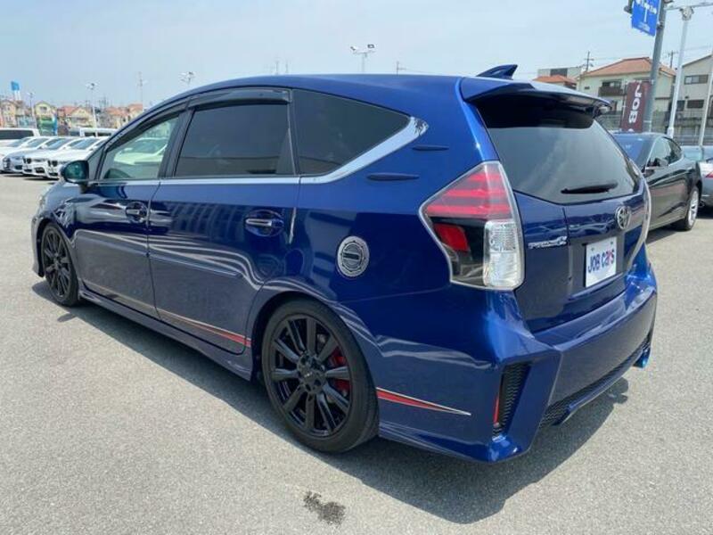 PRIUS ALPHA
