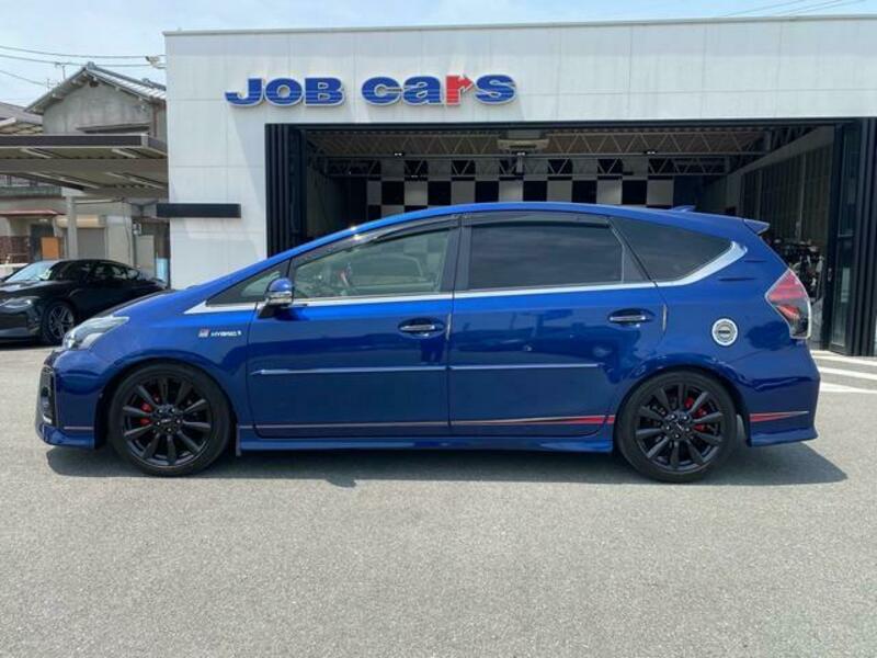 PRIUS ALPHA