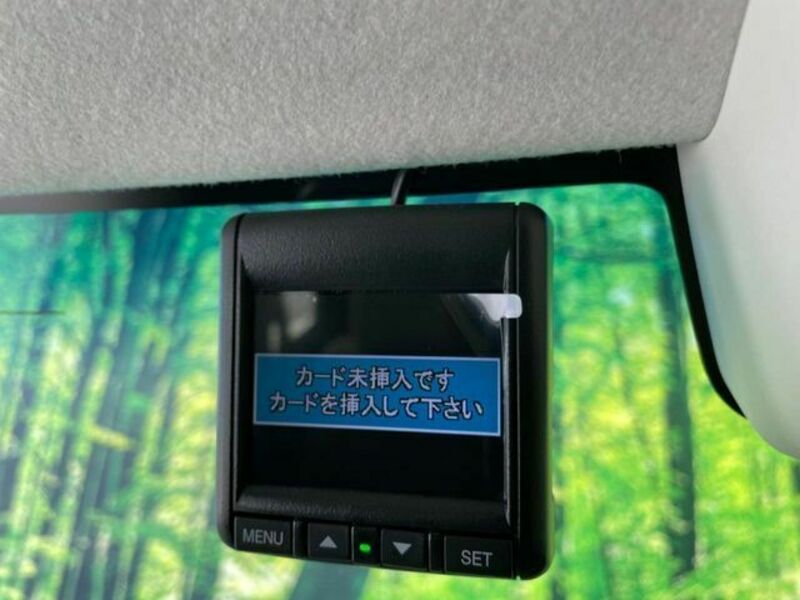 N BOX