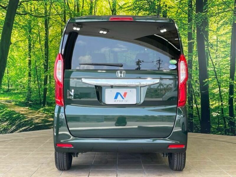 N BOX
