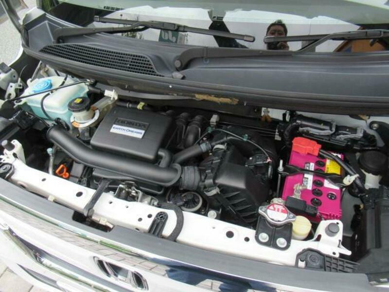 N BOX