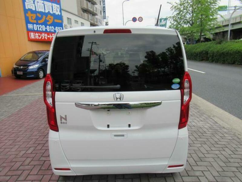 N BOX