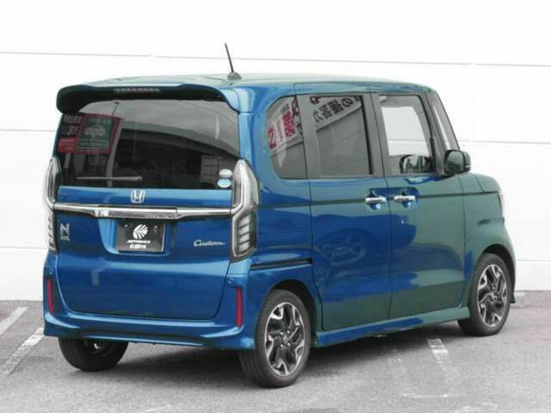 N BOX CUSTOM