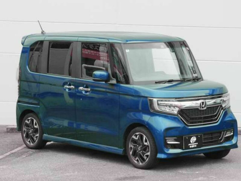 N BOX CUSTOM