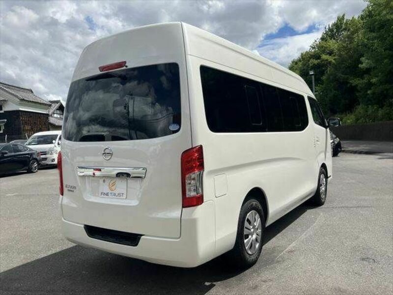 NV350 CARAVAN WAGON