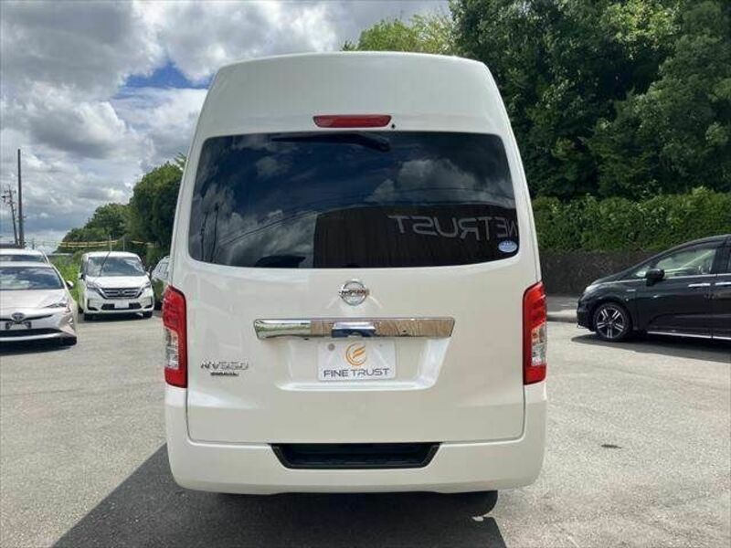 NV350 CARAVAN WAGON