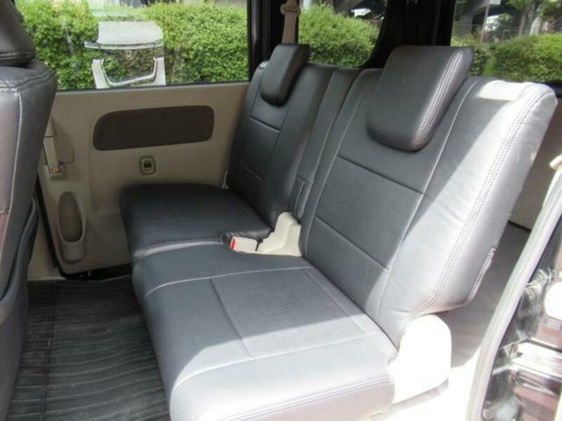 MINICAB VAN