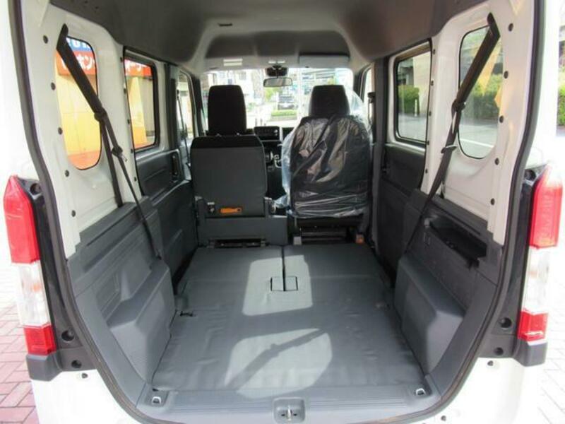 N-VAN