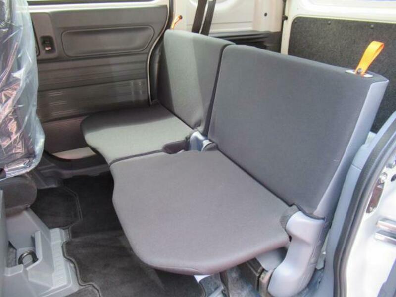 N-VAN
