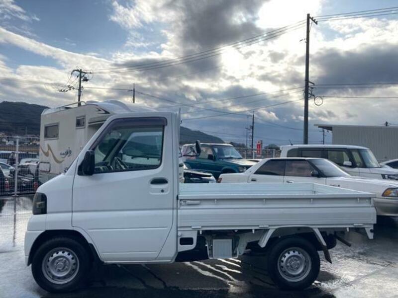 MINICAB TRUCK