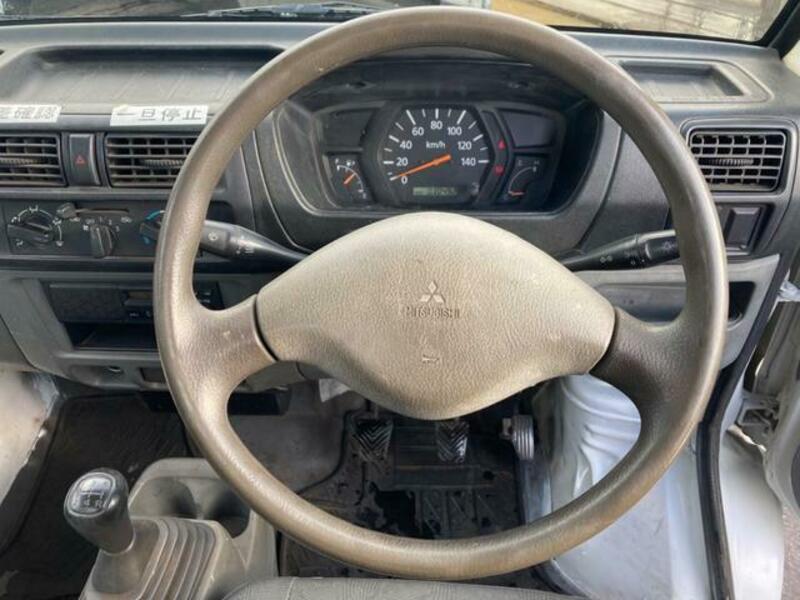 MINICAB TRUCK