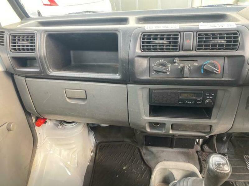 MINICAB TRUCK