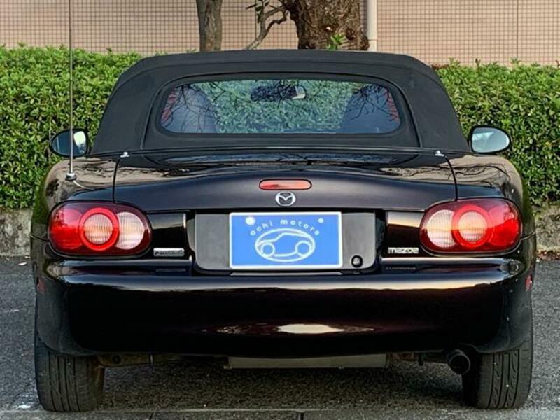 ROADSTER