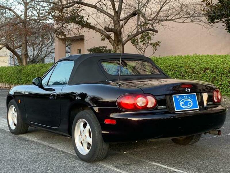 ROADSTER