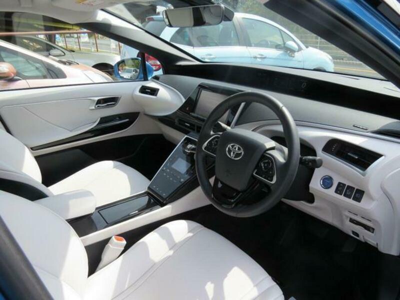 TOYOTA MIRAI