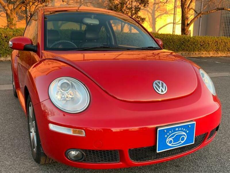 VOLKSWAGEN NEW BEETLE