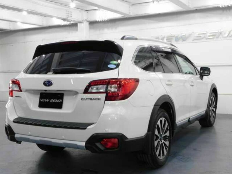 LEGACY OUTBACK