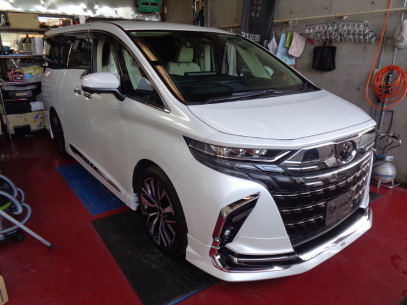 TOYOTA ALPHARD