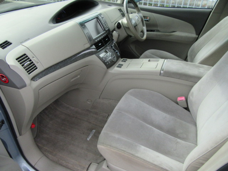 ESTIMA HYBRID