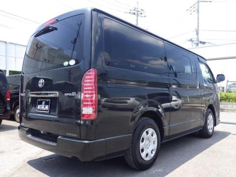 HIACE VAN
