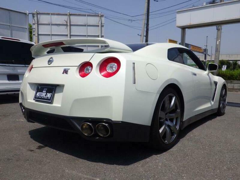 GT-R