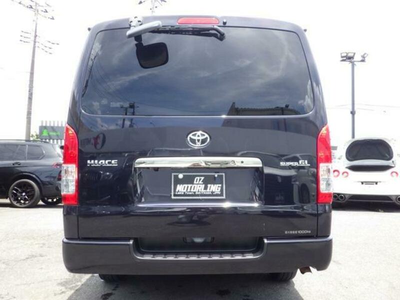 HIACE VAN