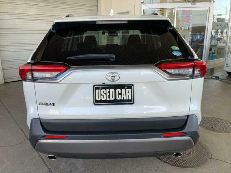 RAV4