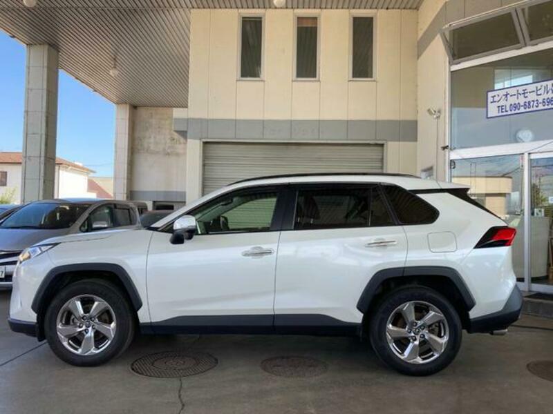 RAV4