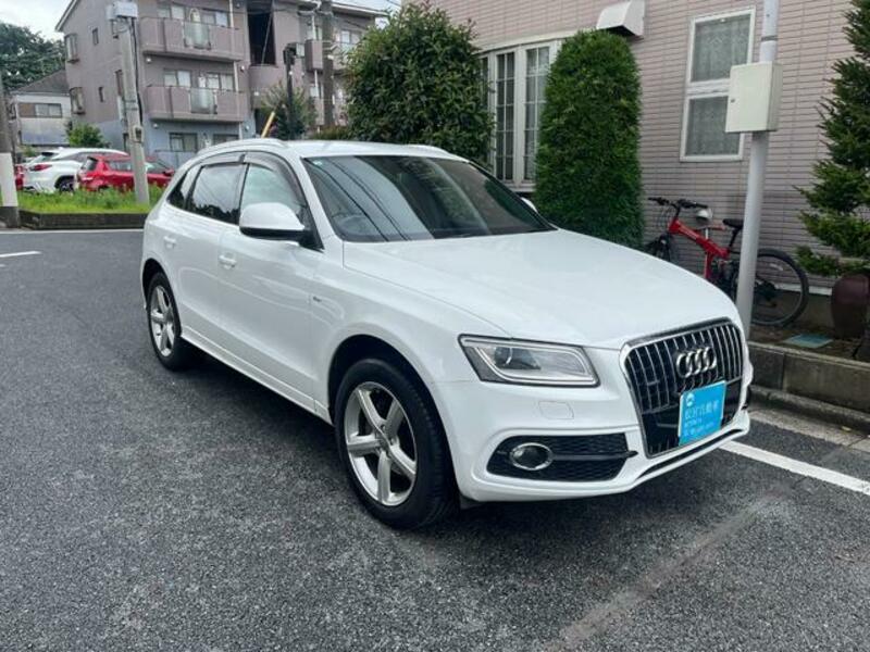 AUDI Q5