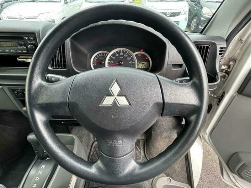 MINICAB VAN