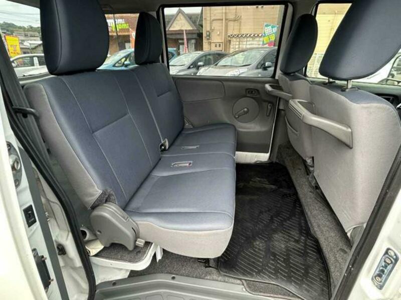 MINICAB VAN