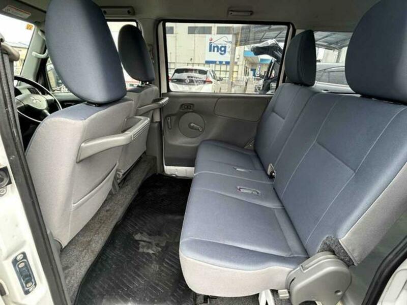 MINICAB VAN