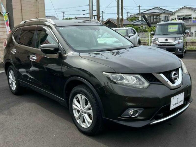 X-TRAIL
